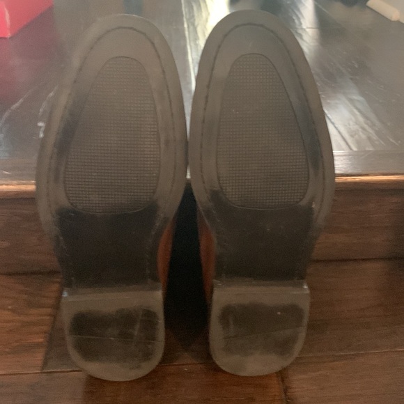 Dress Boot size 9 Leather and Navy suede. - Picture 4 of 5